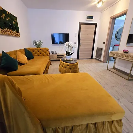 Jumeirah Luxury Alezzi - Pool & Daire *