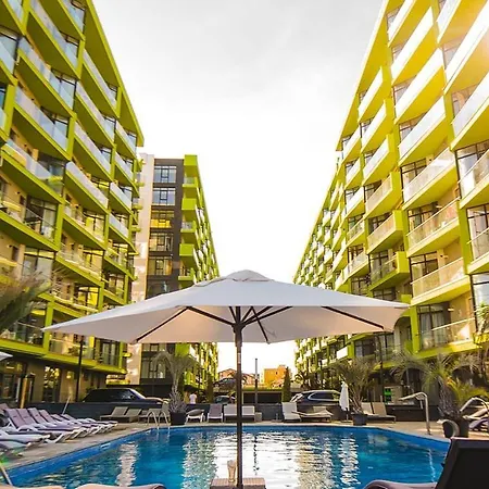 Jumeirah Luxury Alezzi - Pool &