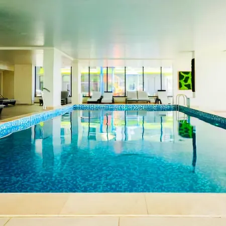 Daire Jumeirah Luxury Alezzi - Pool & *