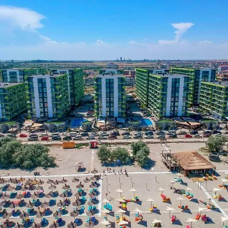 Jumeirah Luxury Alezzi - Pool & Daire Navodari